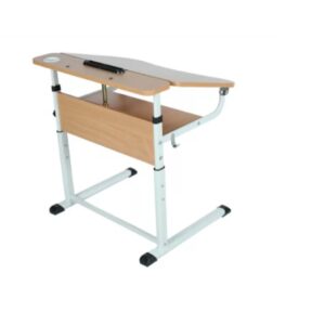 Mechanikusan állítható,  fémvázas  iskolai asztal